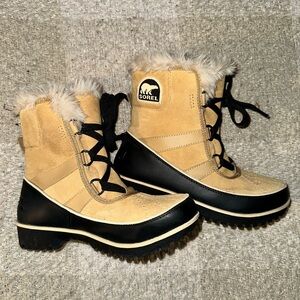 Sorel Tivoli Waterproof Suede Winter‎ Boots Faux Fur Beige Black Size 6